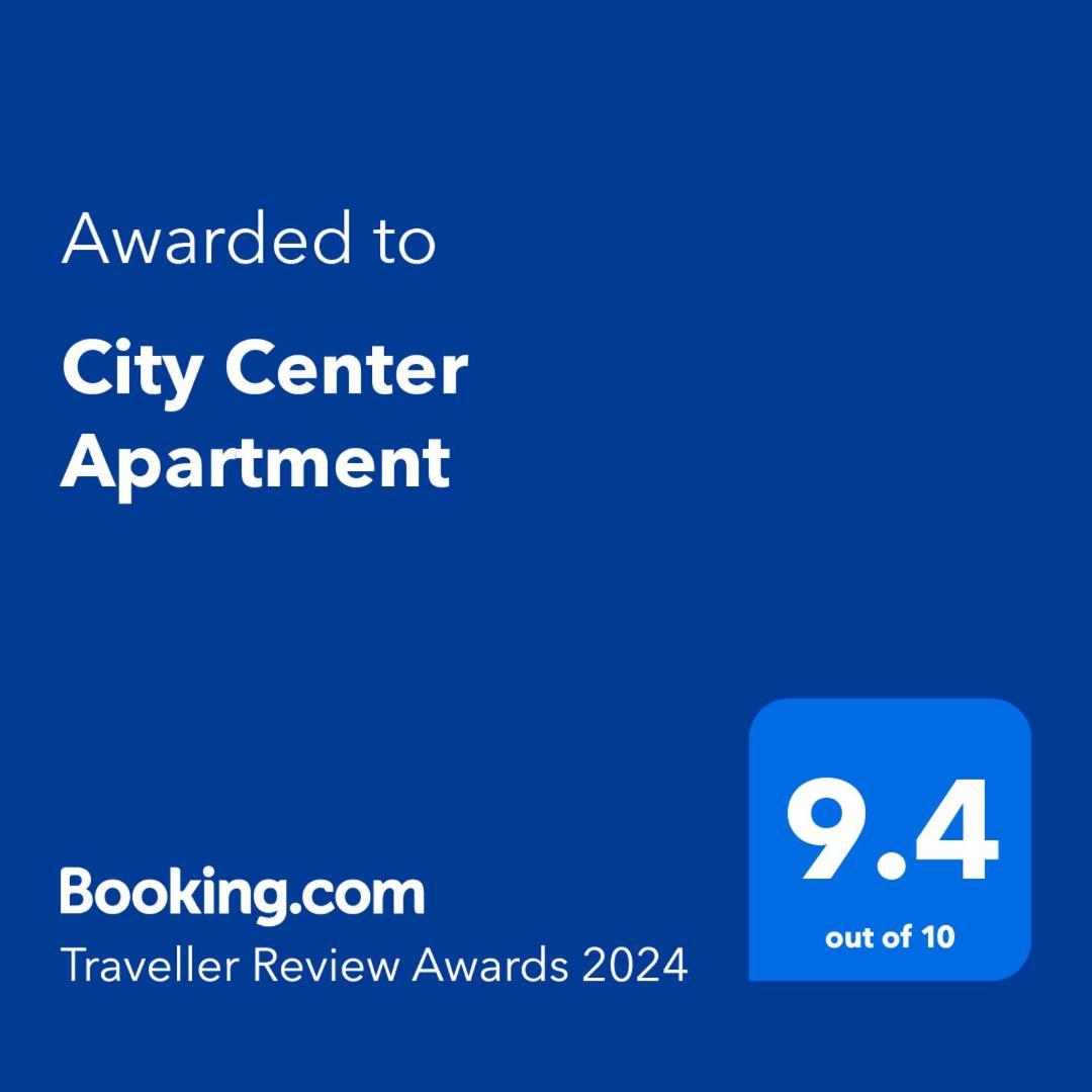 City Center Apartment Bucarest Esterno foto